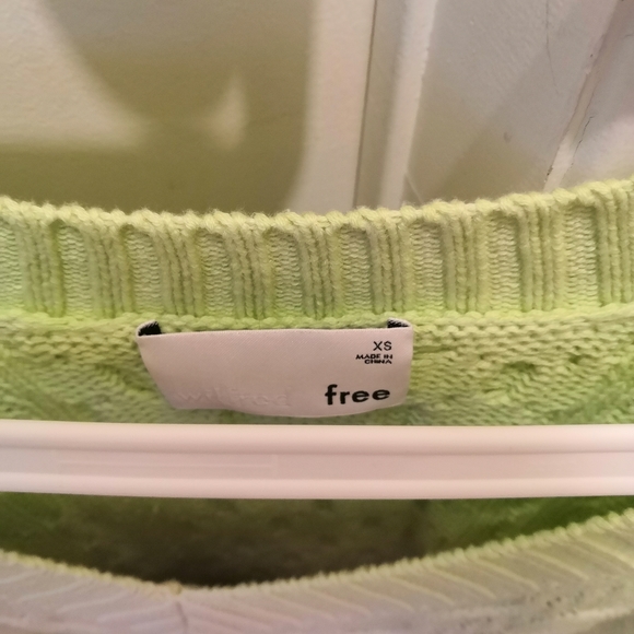 Rare Aritzia Wilfred ombre crop sweater - Picture 2 of 3